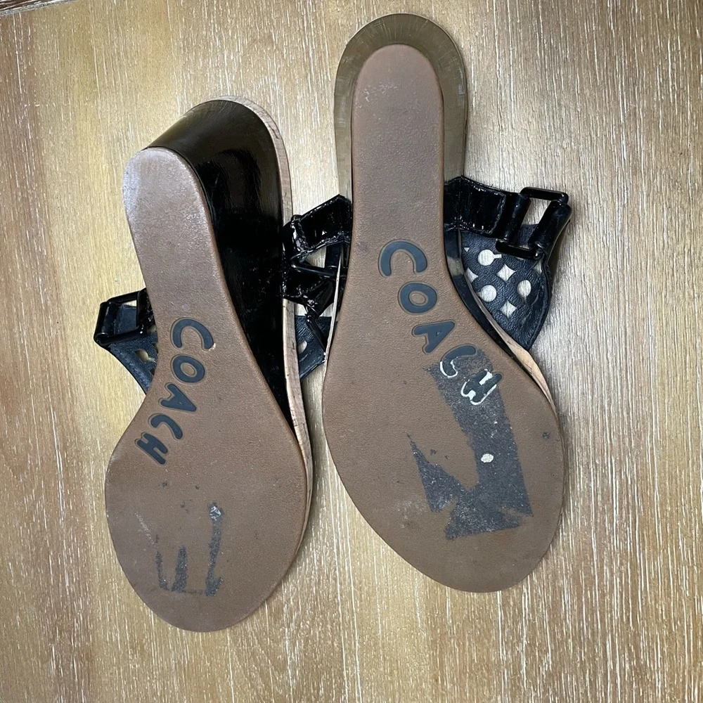 Coach Brookk Black Patent Leather Cork Wedge Sandals Signature Logo Size 7.5B